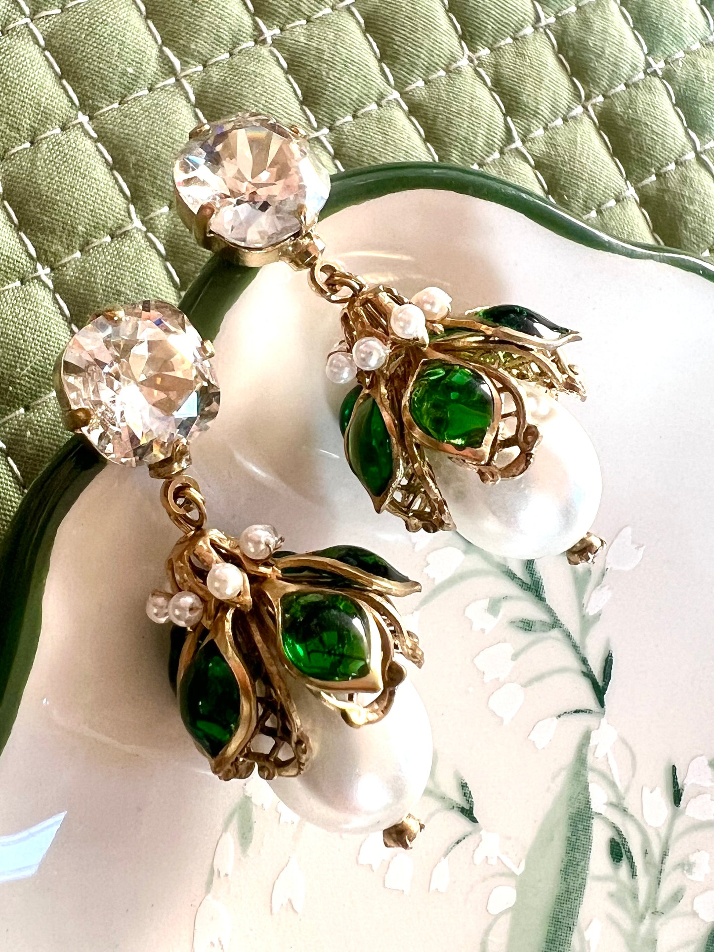 Emerald poured glass midi earrings