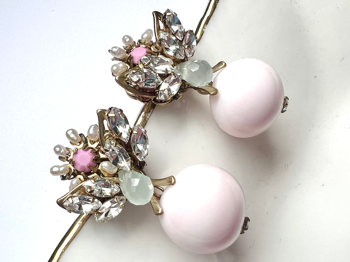 Vintage conch pink drop earrings