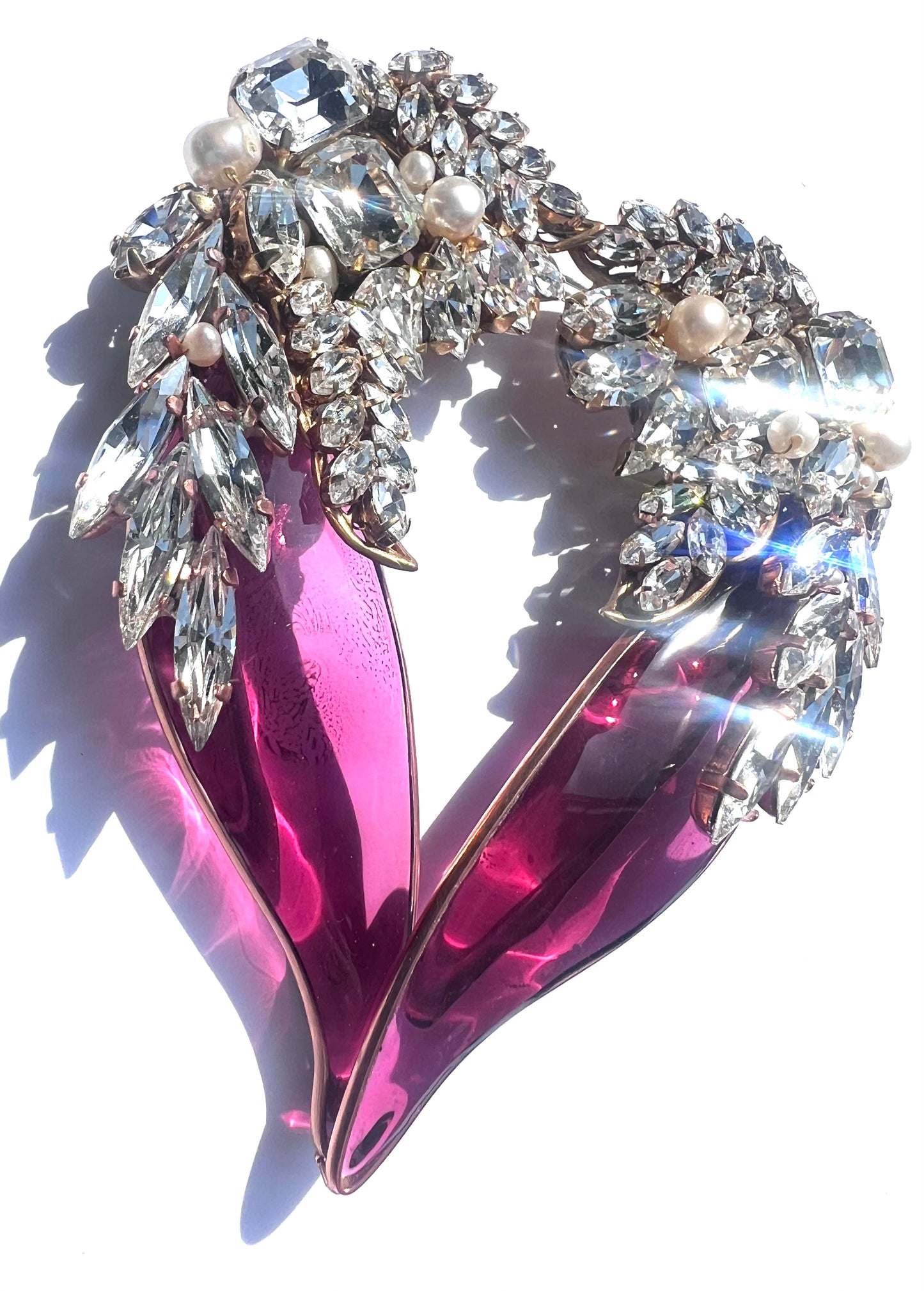 Shocking pink poured glass heart brooch